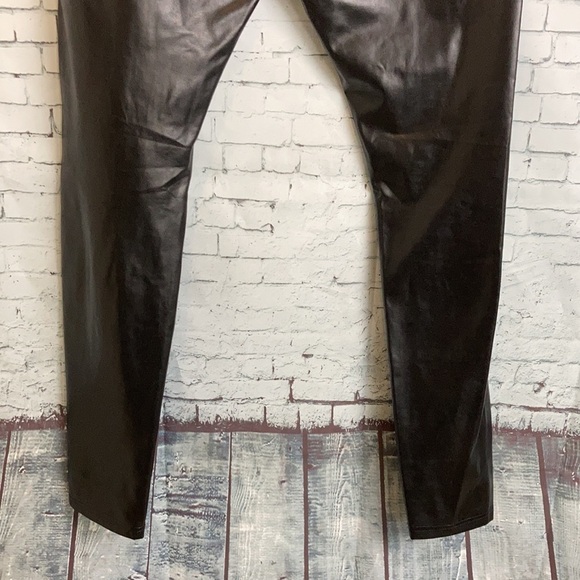 R Label by The Reset Black Vegan Faux Leather Leggings Size XL Cruelty Free - Picture 8 of 16